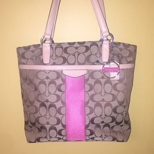 💕 Certified authentic Coach handbag 💕